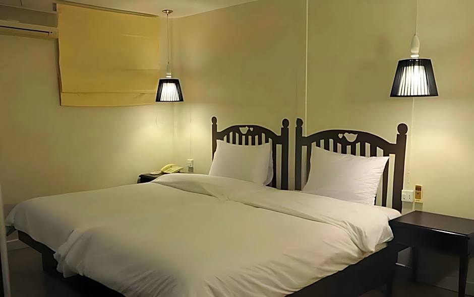Roma Hotel