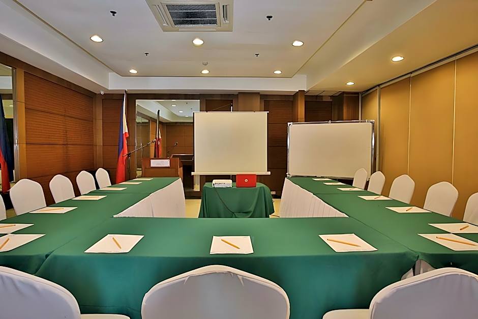 Crown Regency Hotel Makati