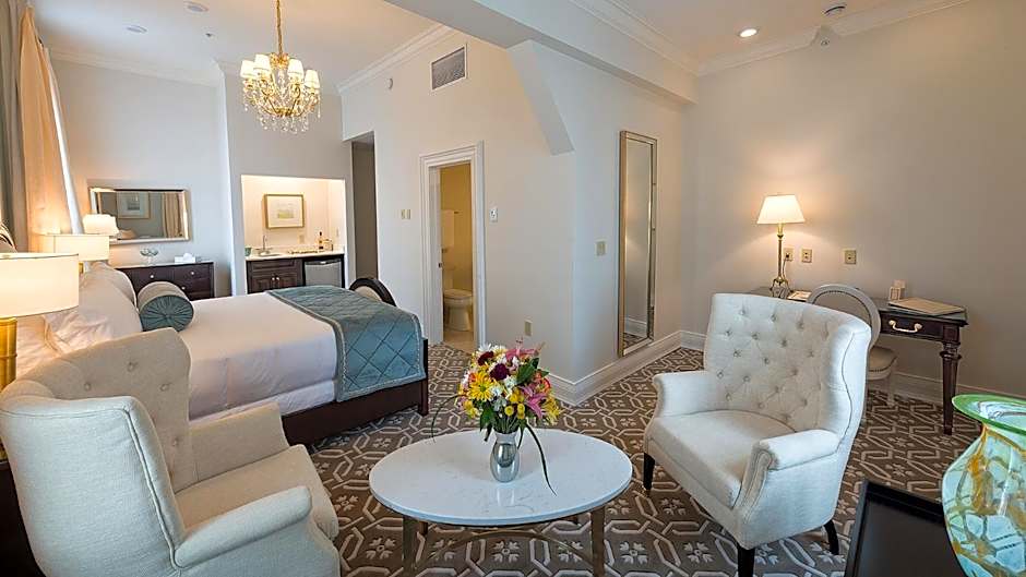 Sydney Boutique Inn & Suites