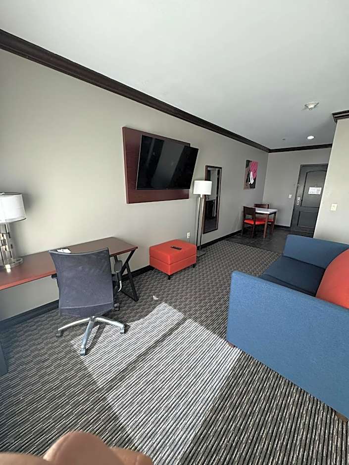 Hawthorn Suites By Wyndham Lubbock