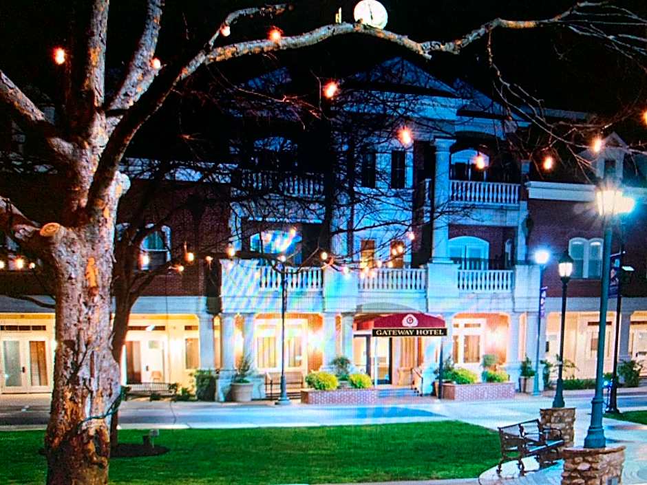 Gateway Hotel, Trademark Collection by Wyndham