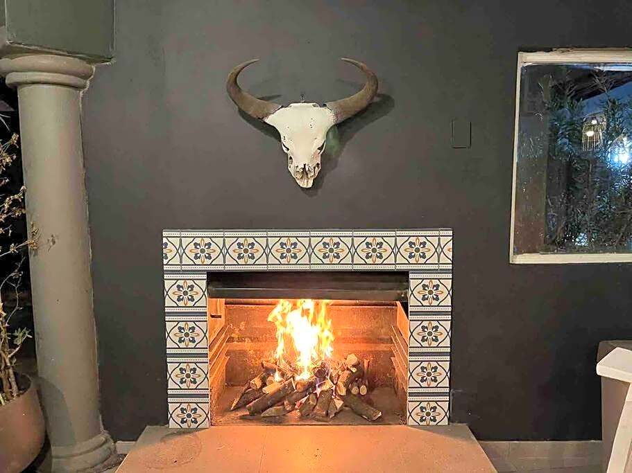 The Minimalist Hide away