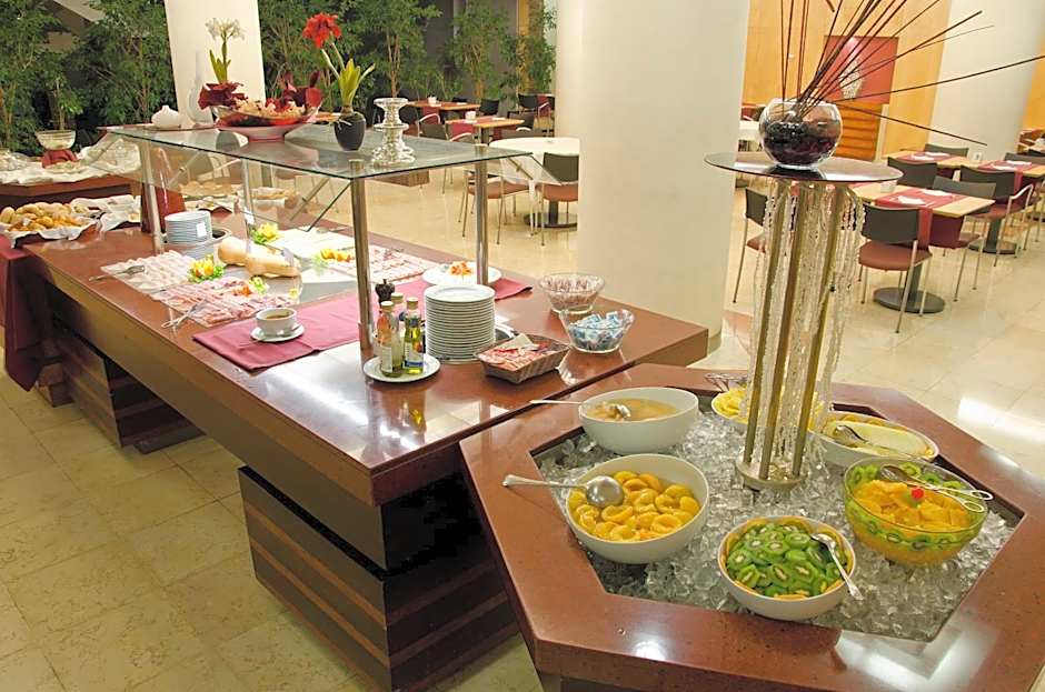 VIP Executive Entrecampos - Hotel & Conference