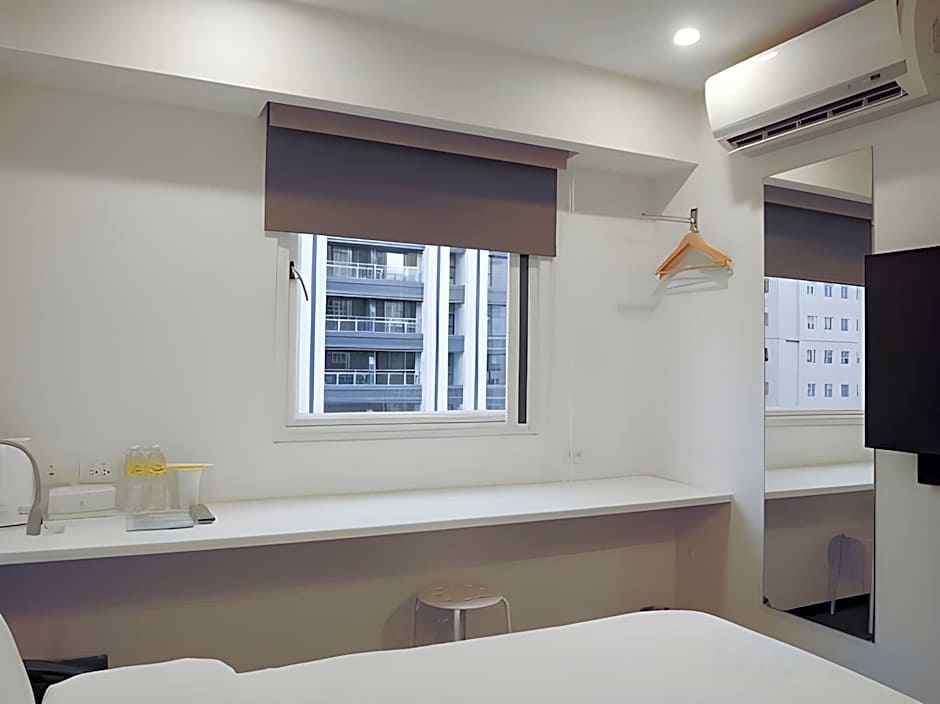 CHECK inn Express Taipei Yongkang