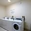 Holiday Inn Express Hotel & Suites Carlsbad By IHG