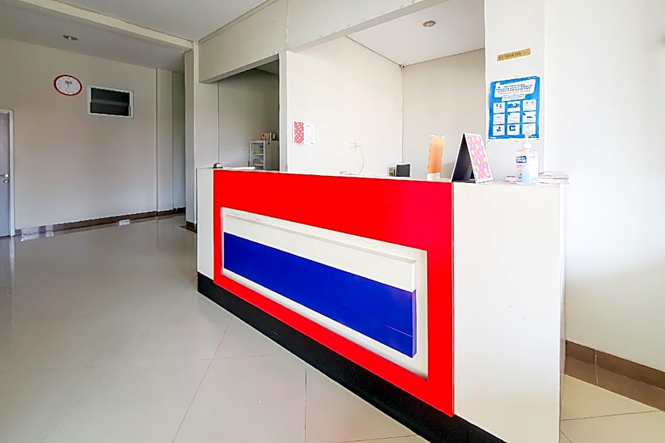 Urbanview Hotel Pondok Mas Cirebon By Reddoorz – Cirebon, OH