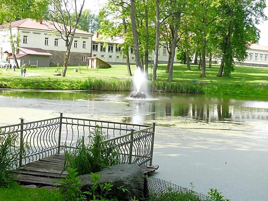 Taujėnų dvaro svečių namai