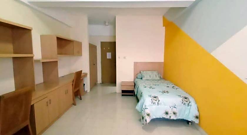 OYO Life 93383 Wisma Kencana Puteri