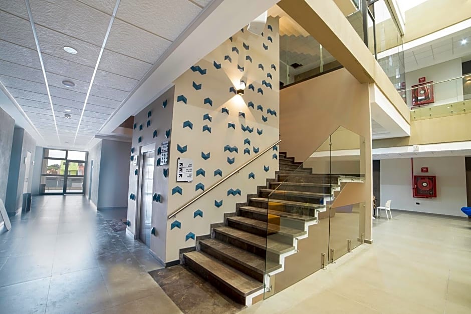 TH HOTEL & VIVIENDA