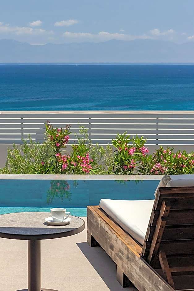 Colonides Beach Hotel