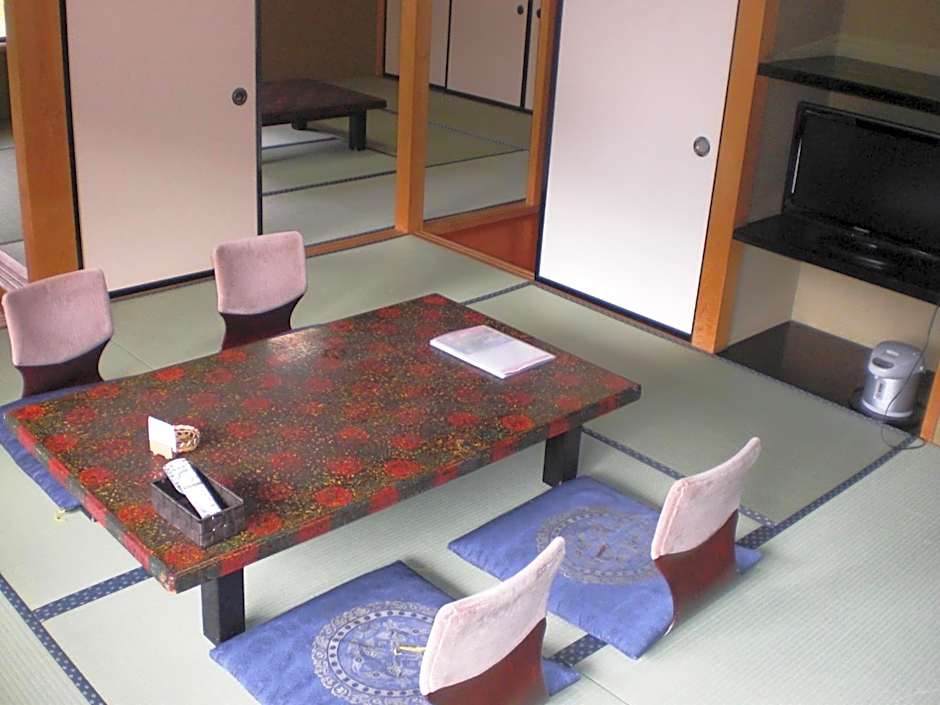 Okada Ryokan Warakutei