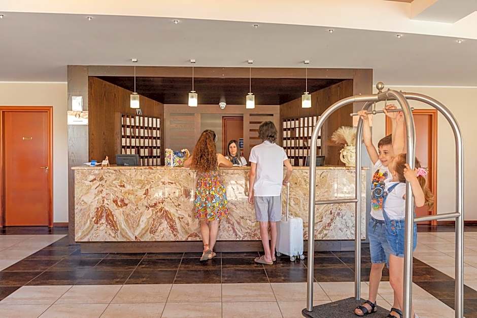 Villa Zina Family Resort