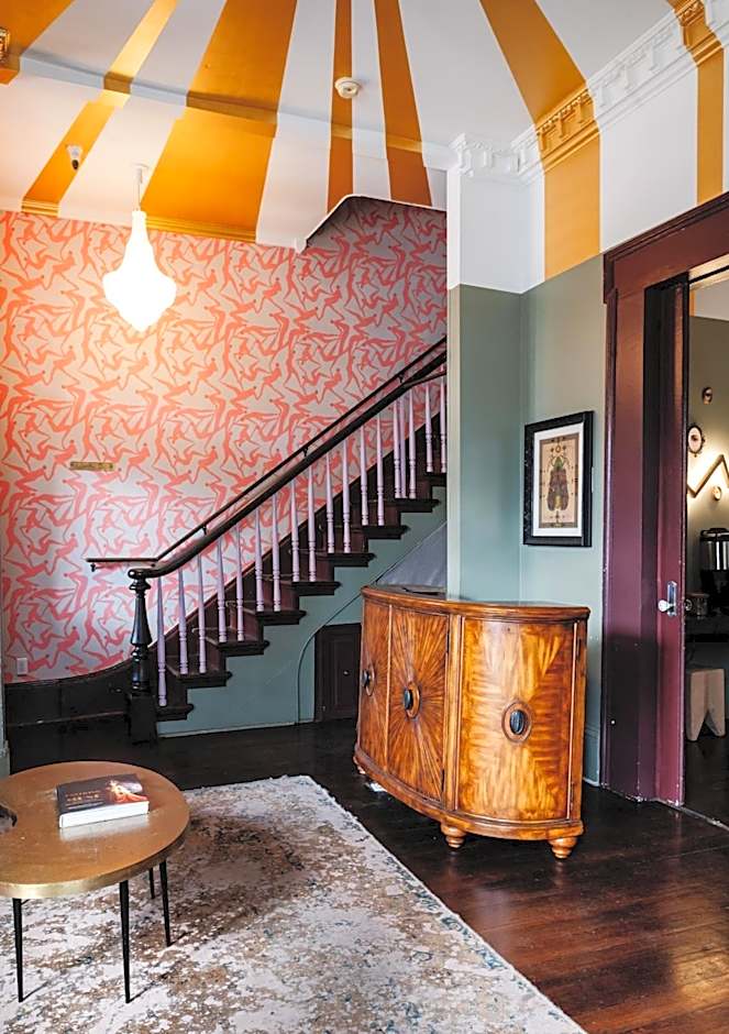 The Frenchmen New Orleans by Kasa