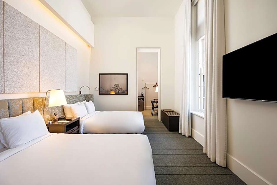 The Richardson Hotel