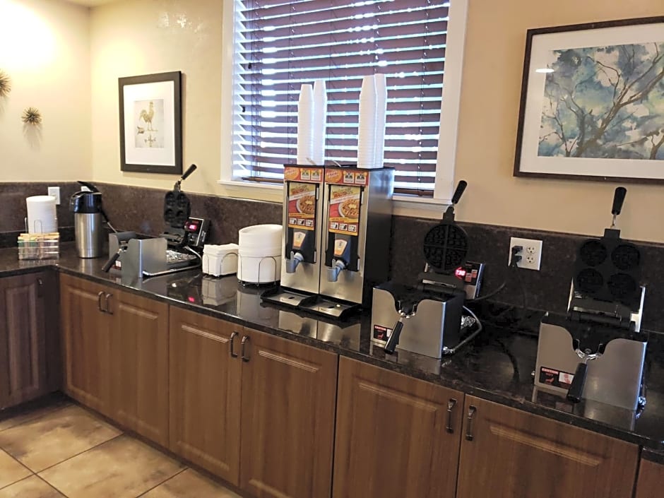 St. George Inn and Suites