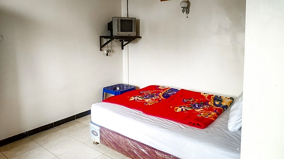 Villa Al Barokah Syariah Family Mitra RedDoorz near Sarangan Lake