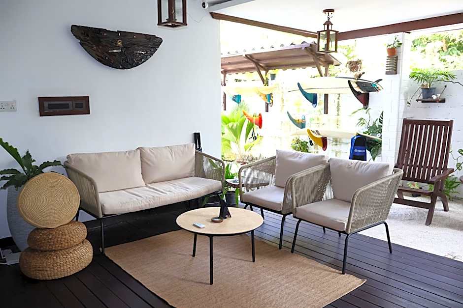 Samaik Thulusdhoo Inn