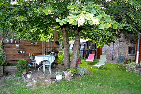 studio indépendant dans maison à la campagne