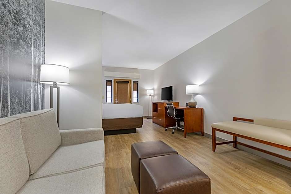 Comfort Suites Golden West on Evergreen Parkway