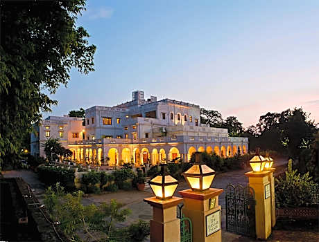 Neemrana's Baradari Palace