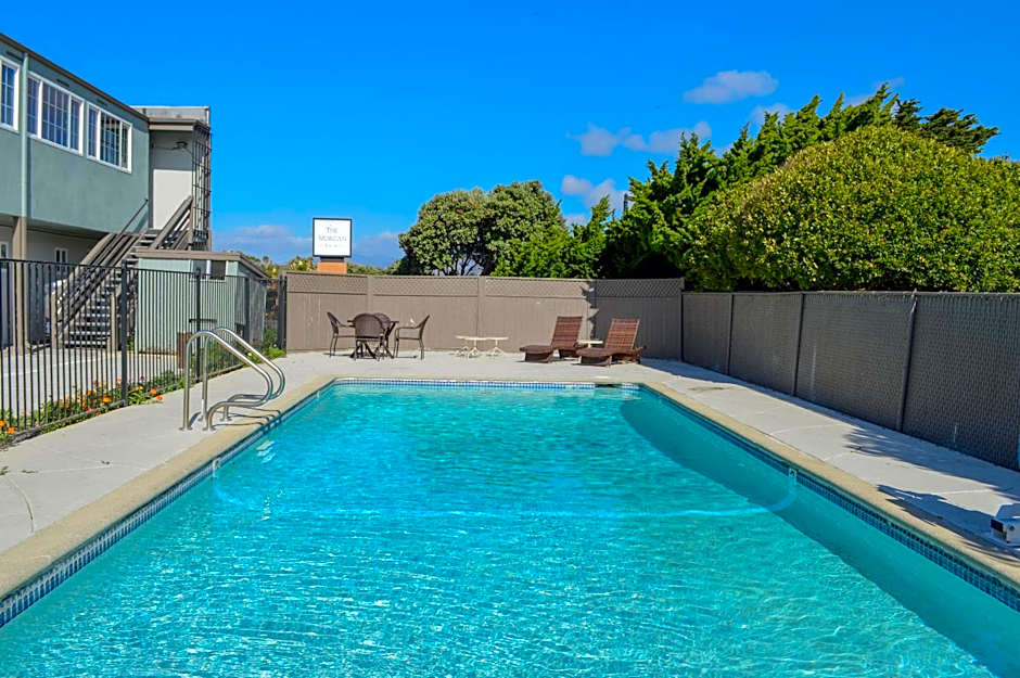 Sea Breeze Inn - San Simeon