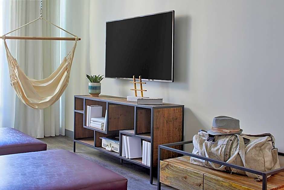 Moxy by Marriott Atlanta Midtown