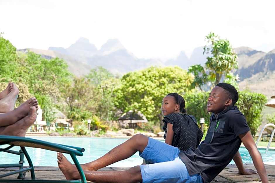 Cathedral Peak Hotel