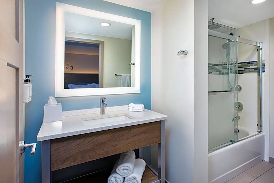 EVEN Hotel Ann Arbor S - University Area by IHG Hotel By IHG