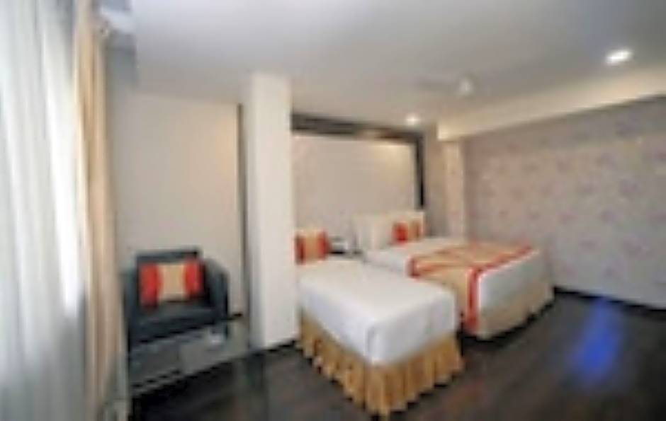 Hotel Lee International