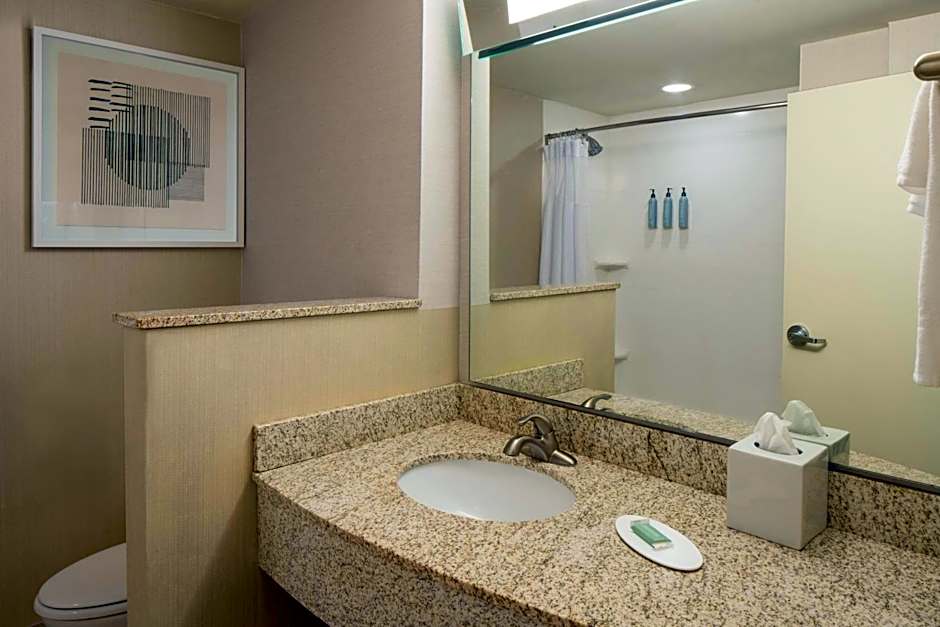 Courtyard by Marriott Jackson Airport/Pearl