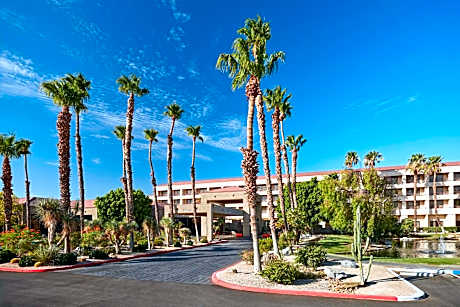 DoubleTree by Hilton Golf Resort Palm Springs
