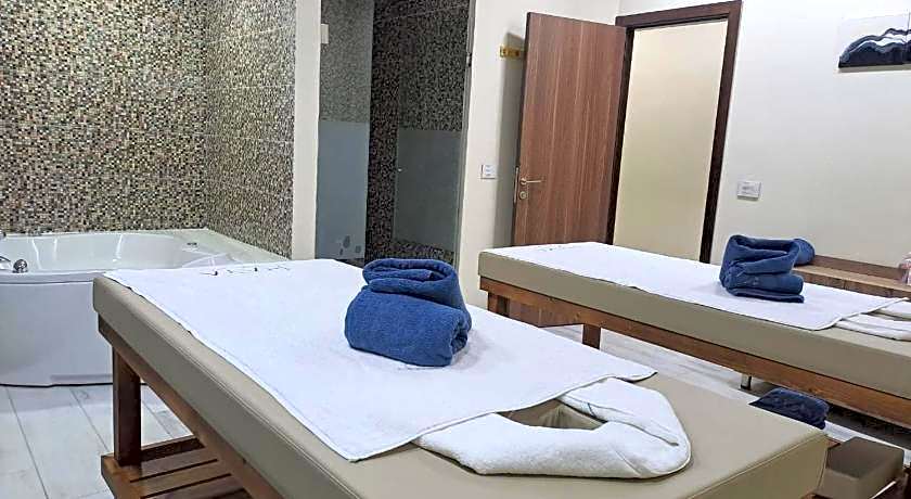 Haya Hotel & Spa