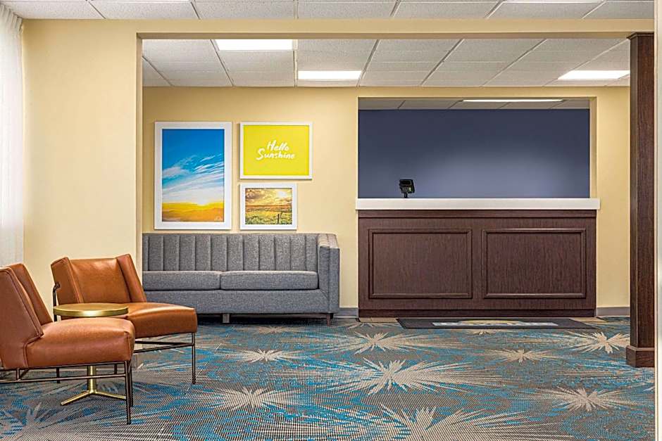 Days Inn by Wyndham Grand Island I-80