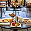 Le Louis Versailles Château Hotel-MGallery