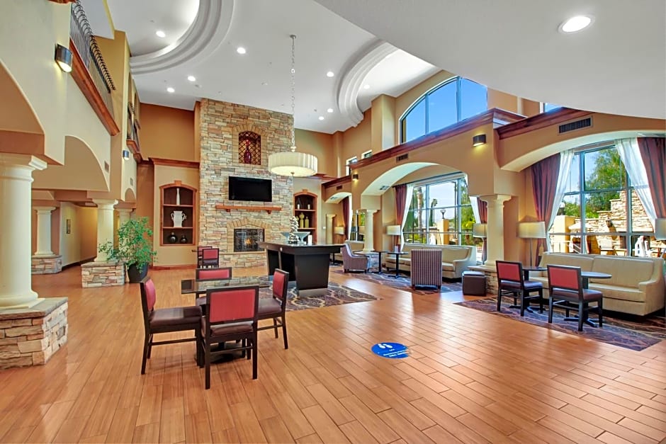 Hampton Inn & Suites Hemet