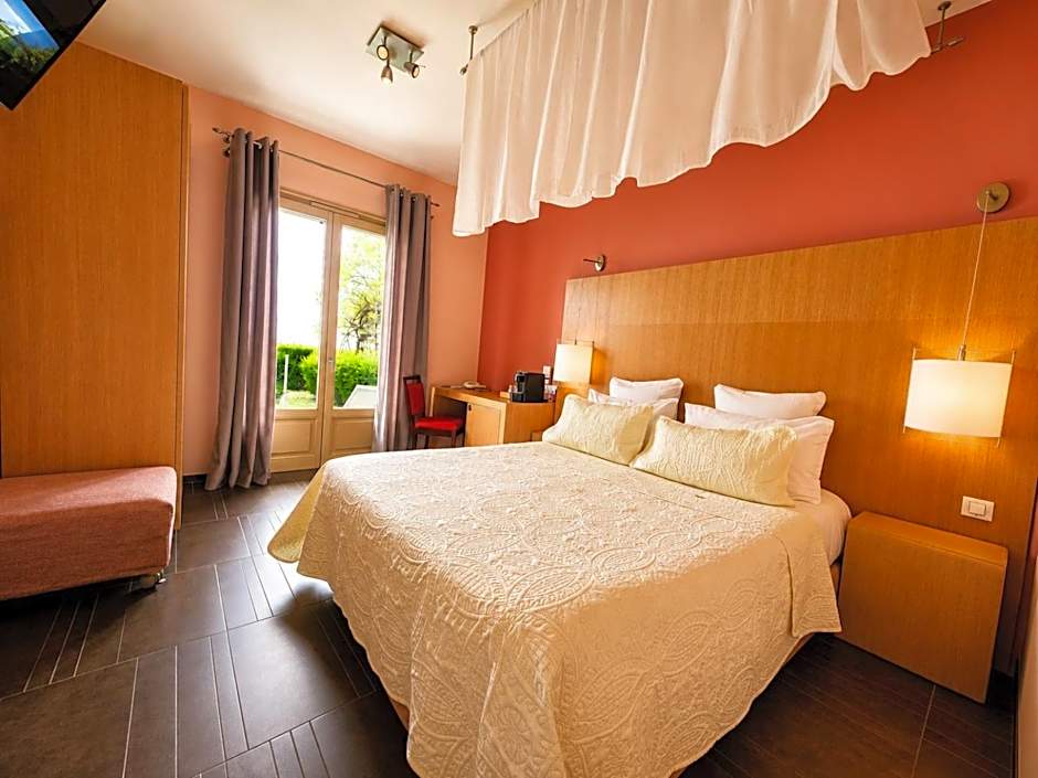 Hôtel La Riviera Victoria