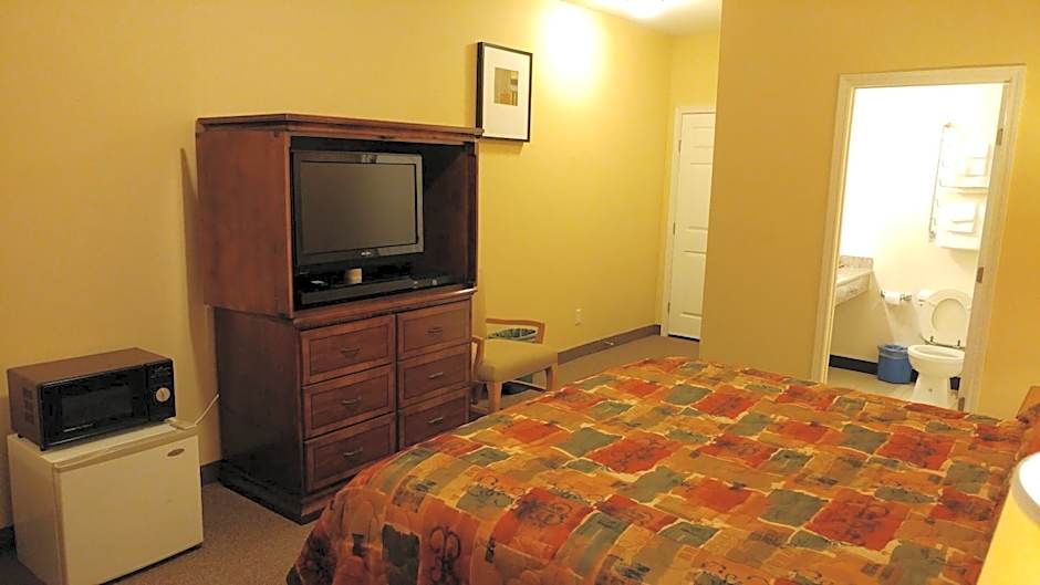 Country Regency Inn & Suites