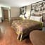Super 8 by Wyndham Eureka/Six Flags Nearby