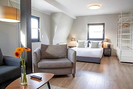 Deluxe Junior Suite