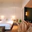 Chambre d'Amis by Alix
