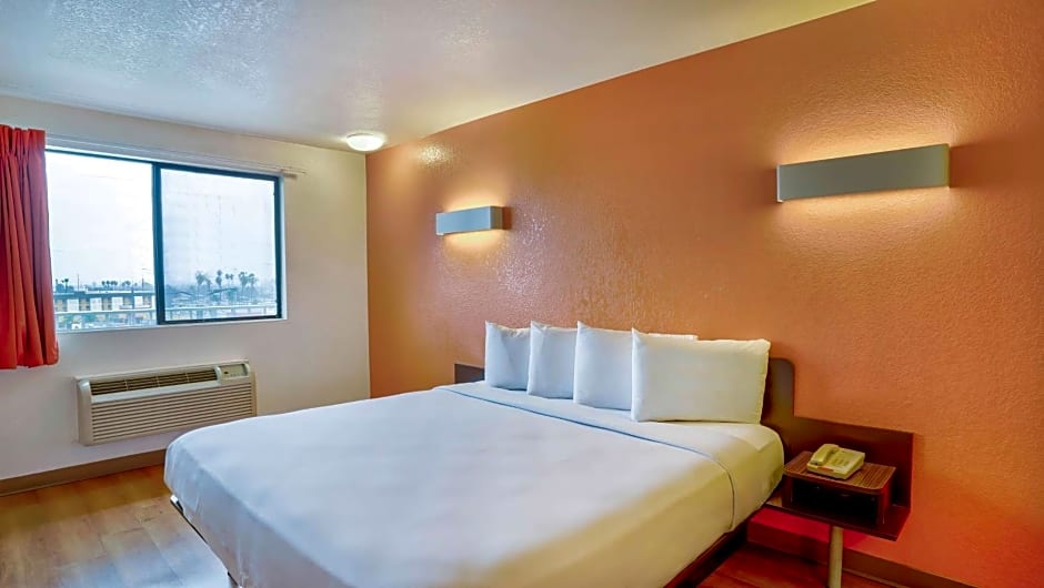 Suites Los Angeles CA Los Angeles LAX