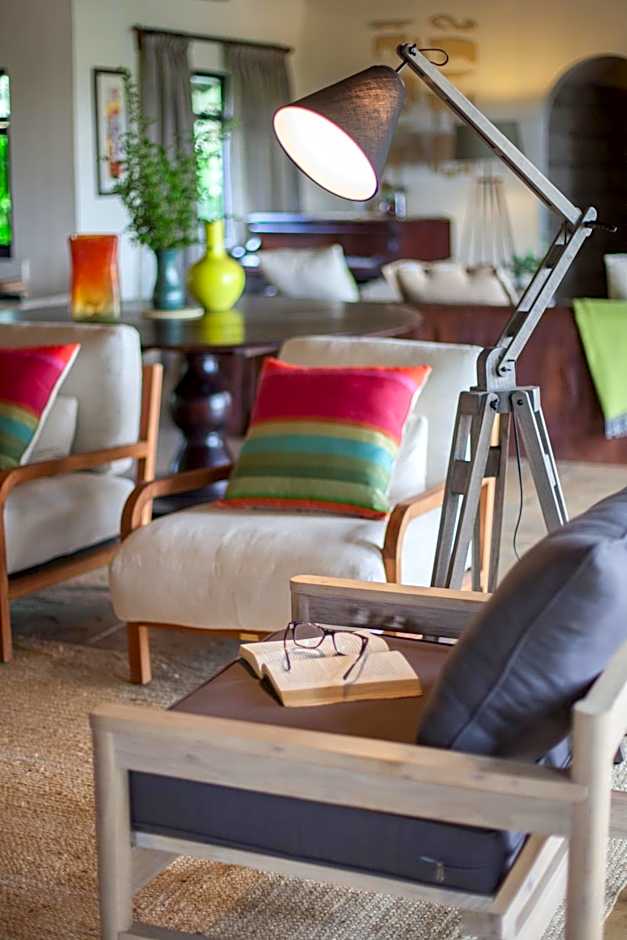 Ololo Safari Lodge & Farm