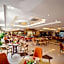 Van Phat Riverside Hotel