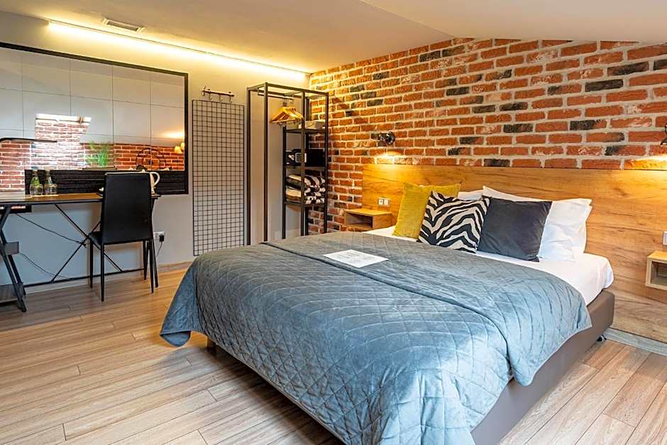 Art & Garden Residence