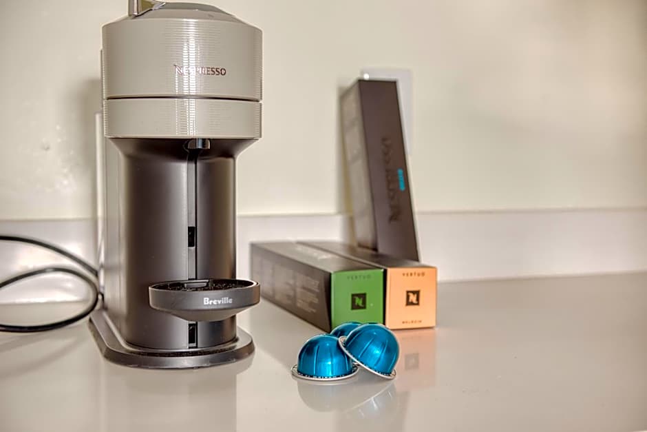 The Ledger Residences by Sosuite - Old City