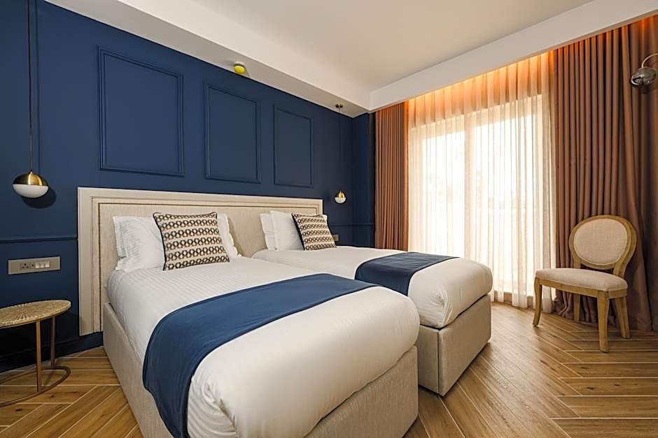 XVI Suites - Adults Only