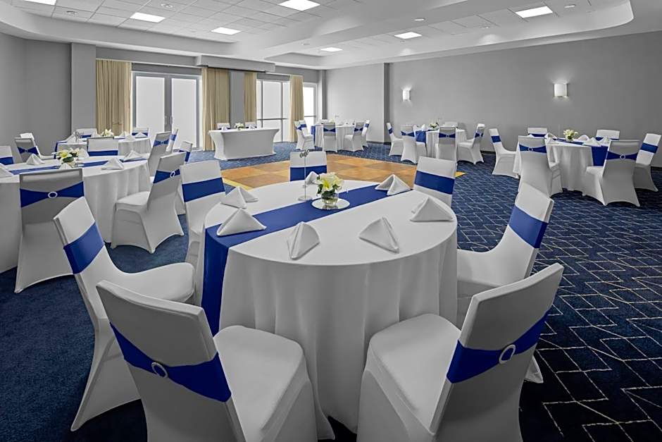Courtyard by Marriott Tampa Oldsmar