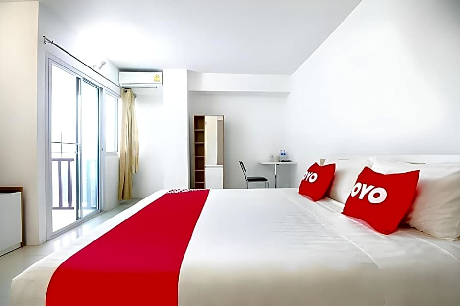 Capital O 411 Grandview Condo 15