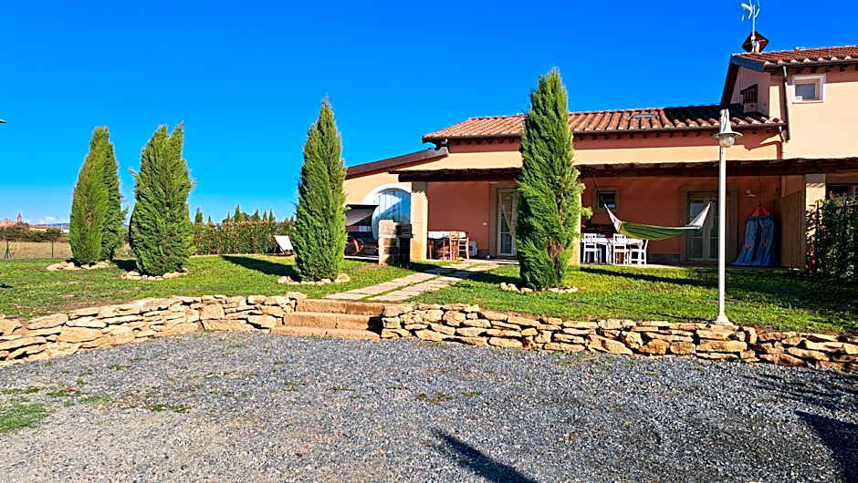 Fattoria Palazzeta - Pet & Family Friendly