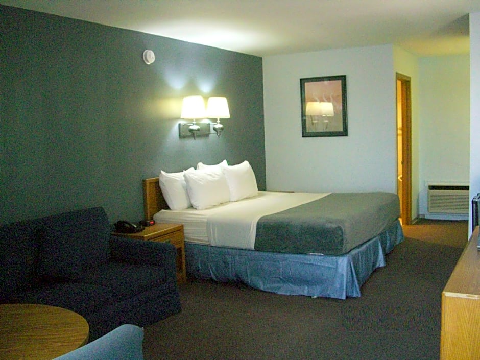 Quail's Nest Inn & Suites